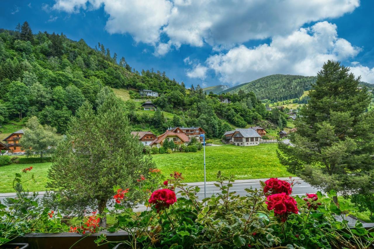 Nockberge Lodge 巴德小基希海姆 外观 照片